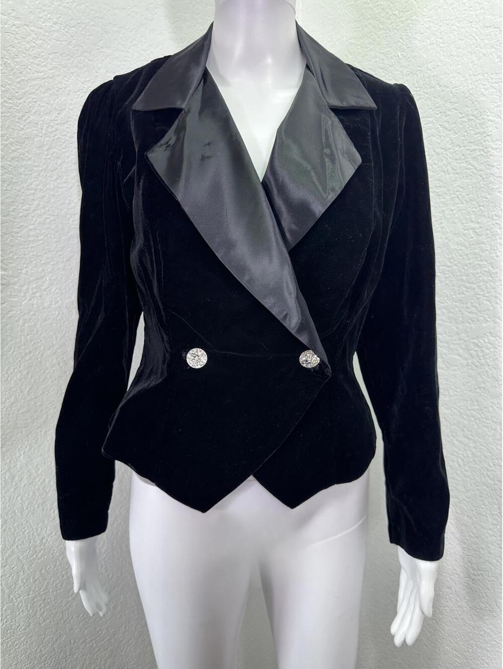 VTG 1980s Women’s Sz 7 Black Velvet Bolero Blazer Gothic Evening Corpcore USA